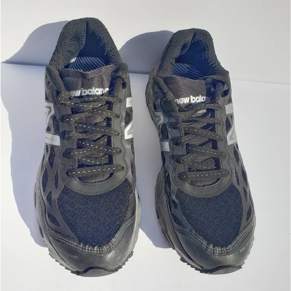 NEW BALANCE Sneakers Black Grey Sz 10 Womens - Picture 2 of 12